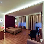 Kleopatra Hotel Messini
