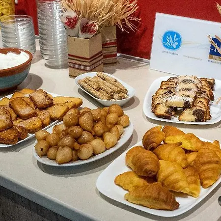 호텔 Kleopatra Messíni