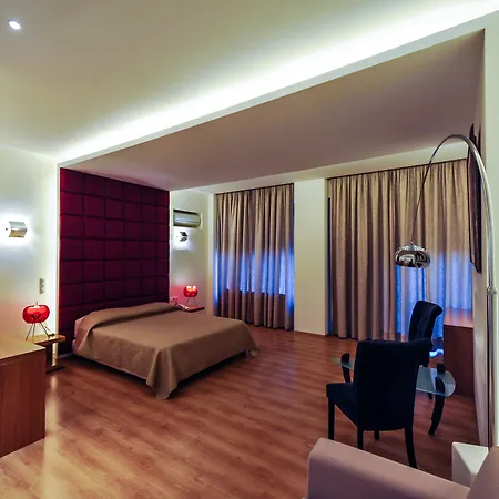 Kleopatra Hotel Messíni