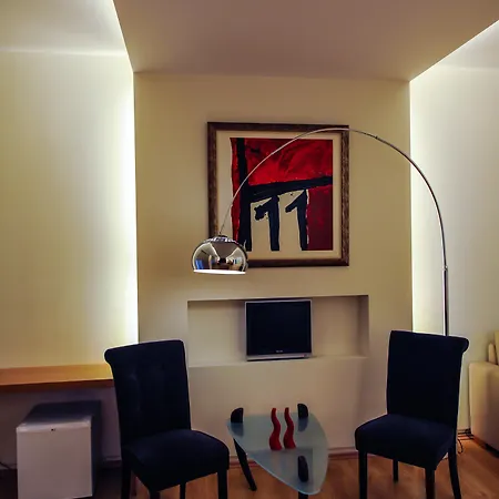 Kleopatra Hotel Messíni