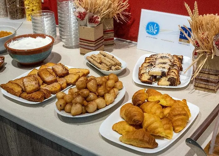 Hotel Kleopatra Messíni