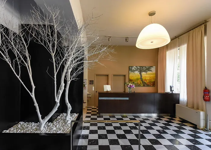 Kleopatra Hotel Messíni